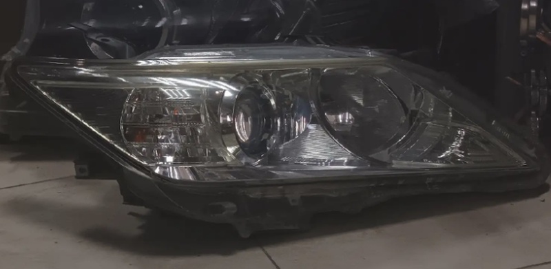Фары на toyota camry 4